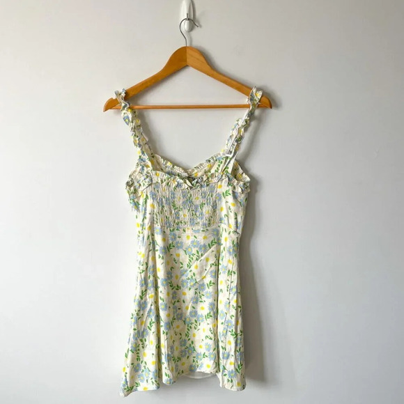 Zara Satin Effect Floral  Mini Dress Size Medium - Picture 6 of 10